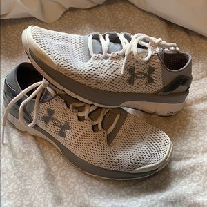 under armour tennis shoes